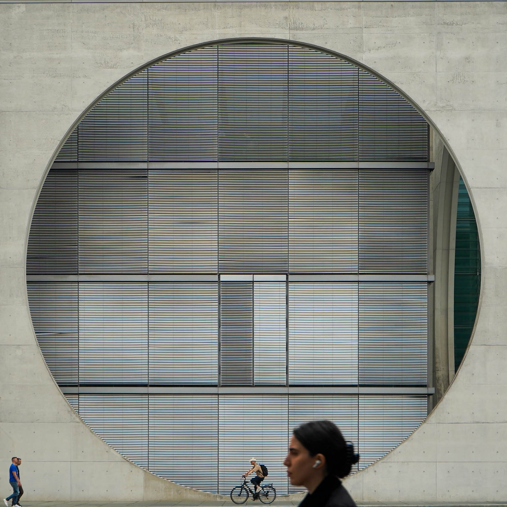 Hole and Head